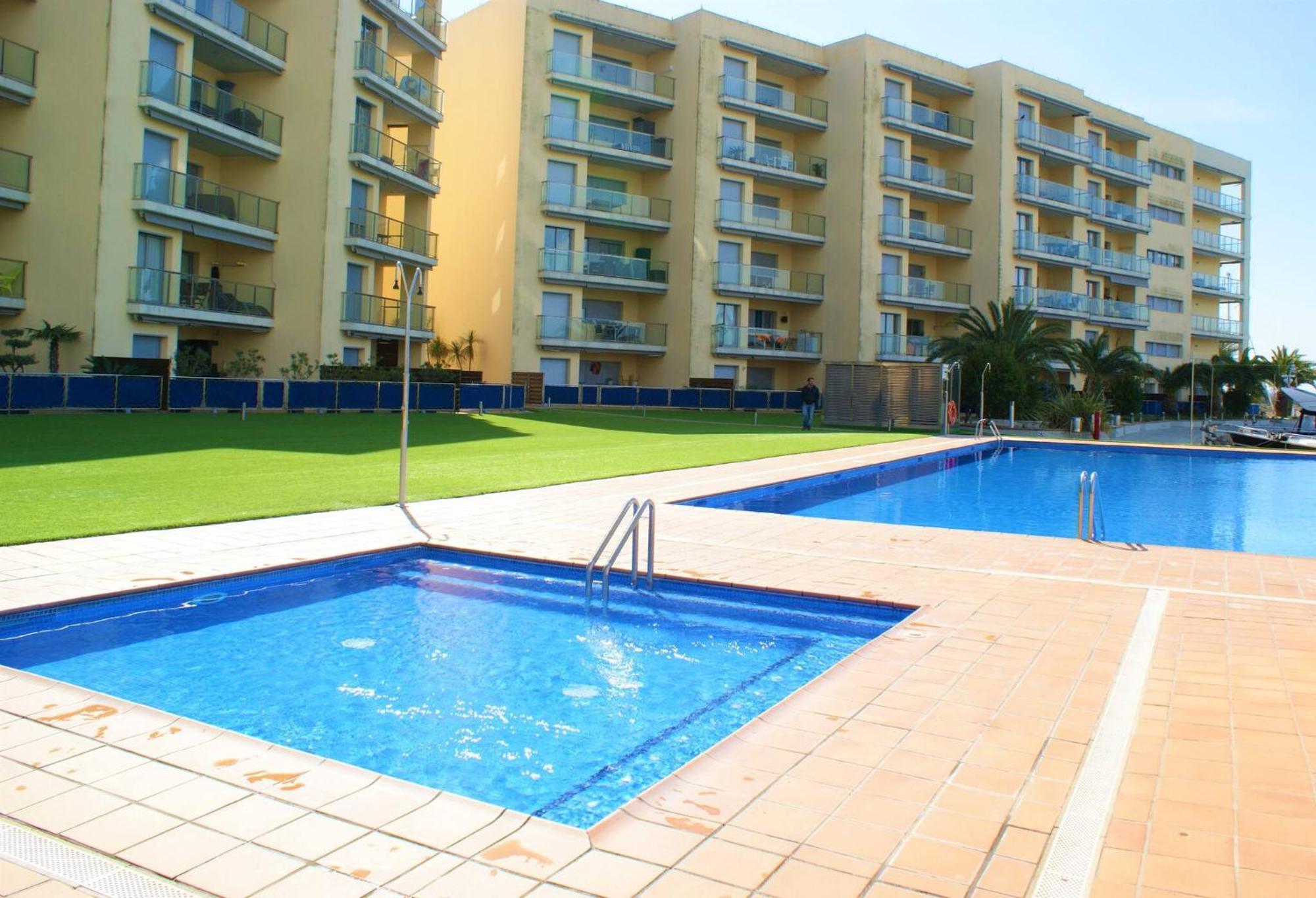 Precioso Piso Con Vista Al Canal Y Piscina En Roses Av-69 Экстерьер фото